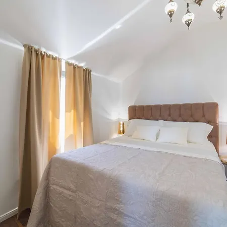 Minipalais Appartement Kaštela